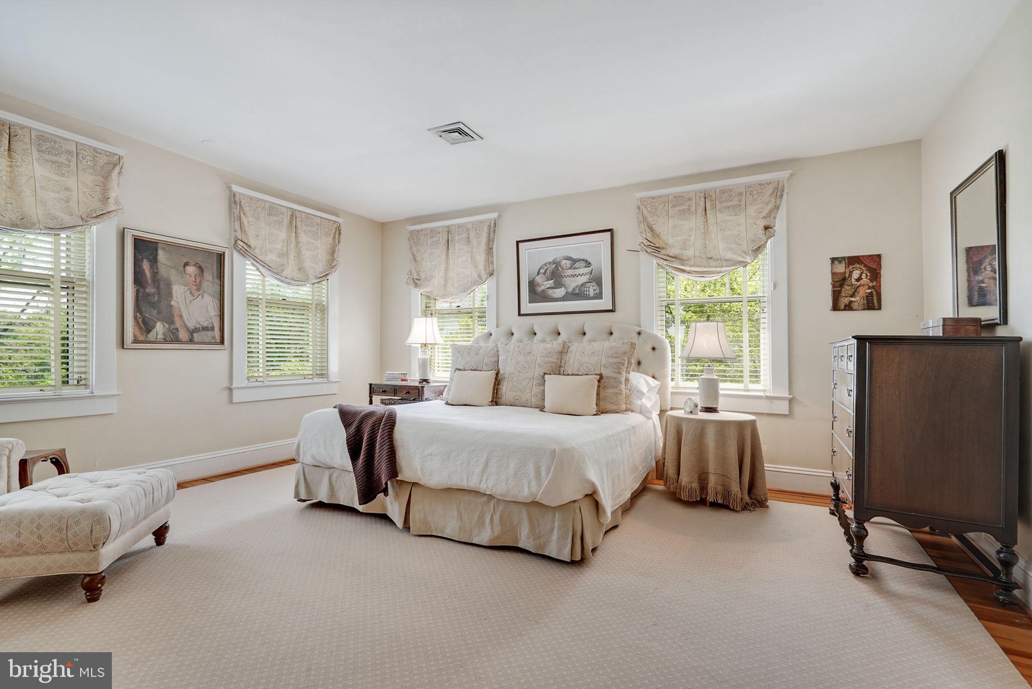 SHIRLEY WOODS - Residential