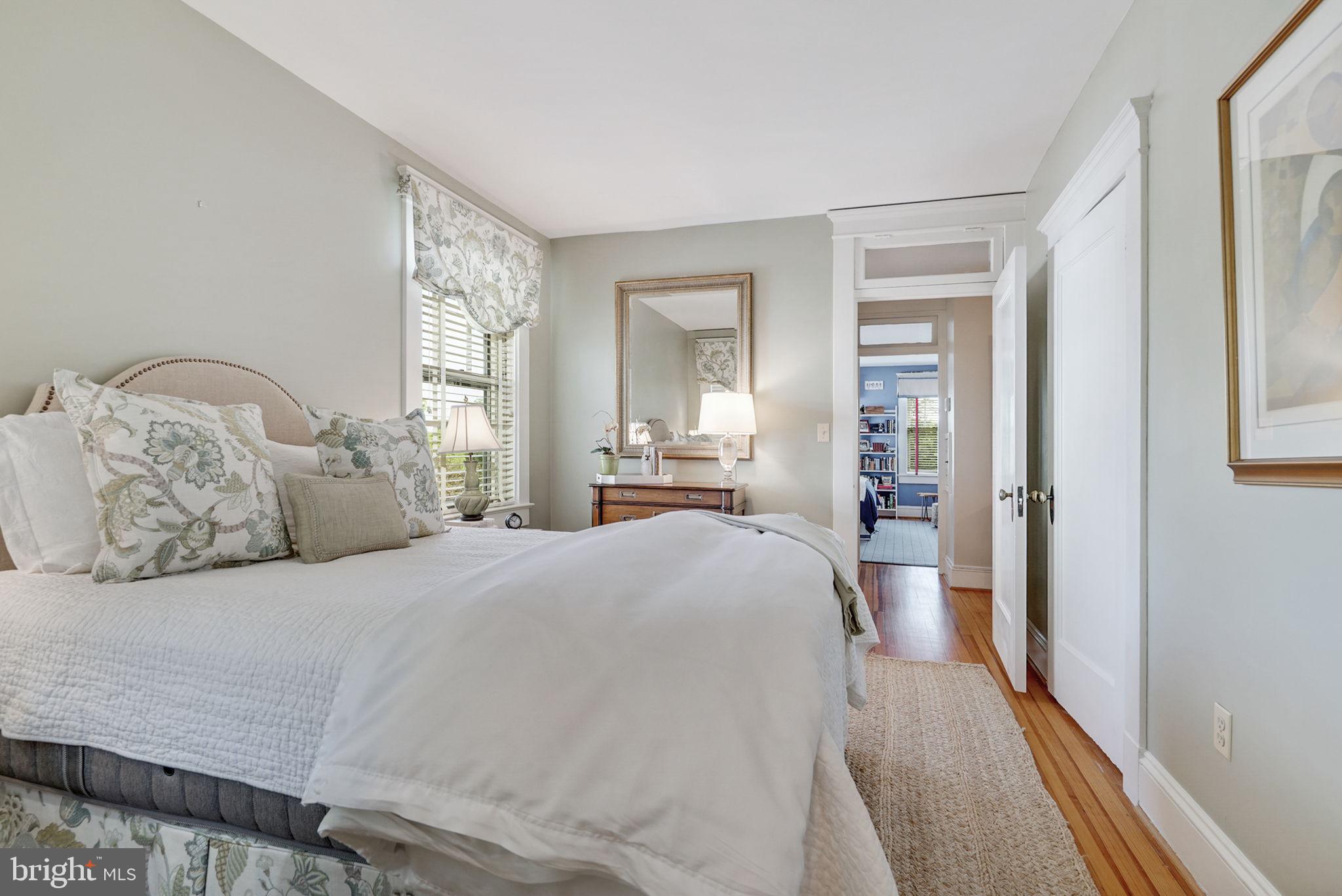 SHIRLEY WOODS - Residential