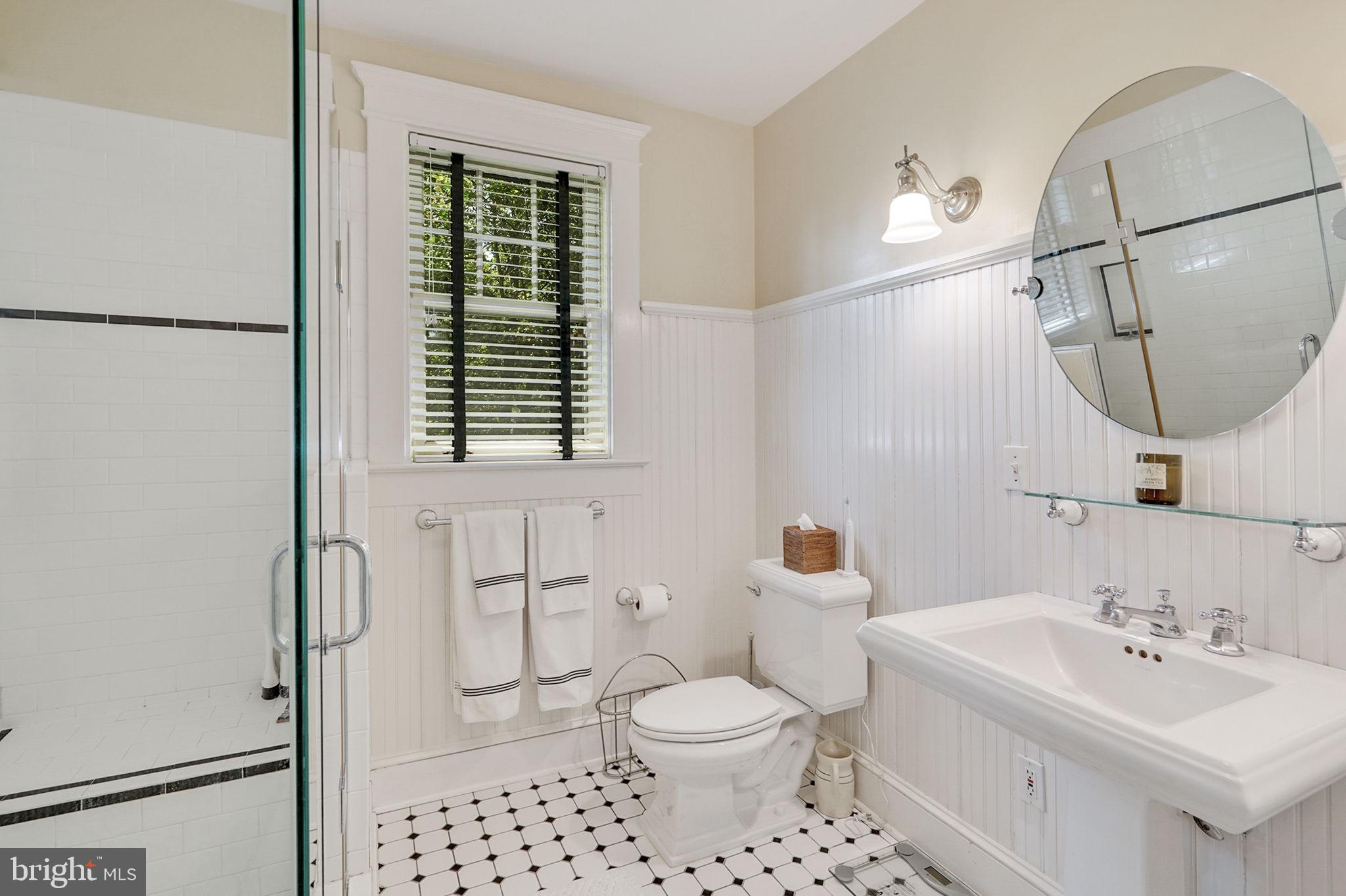 SHIRLEY WOODS - Residential