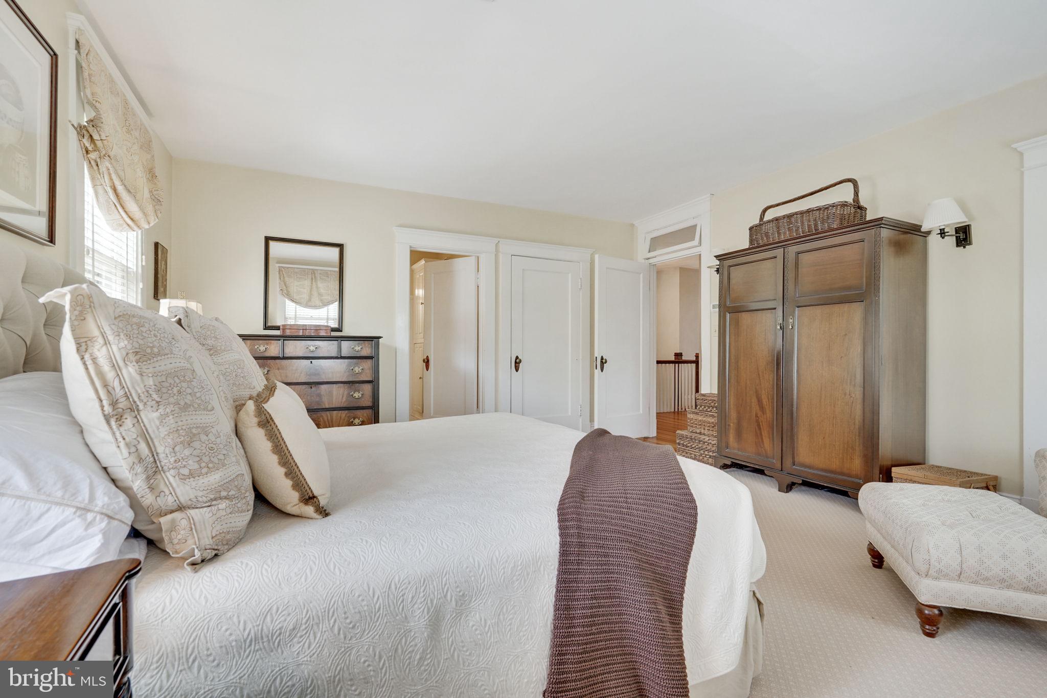 SHIRLEY WOODS - Residential