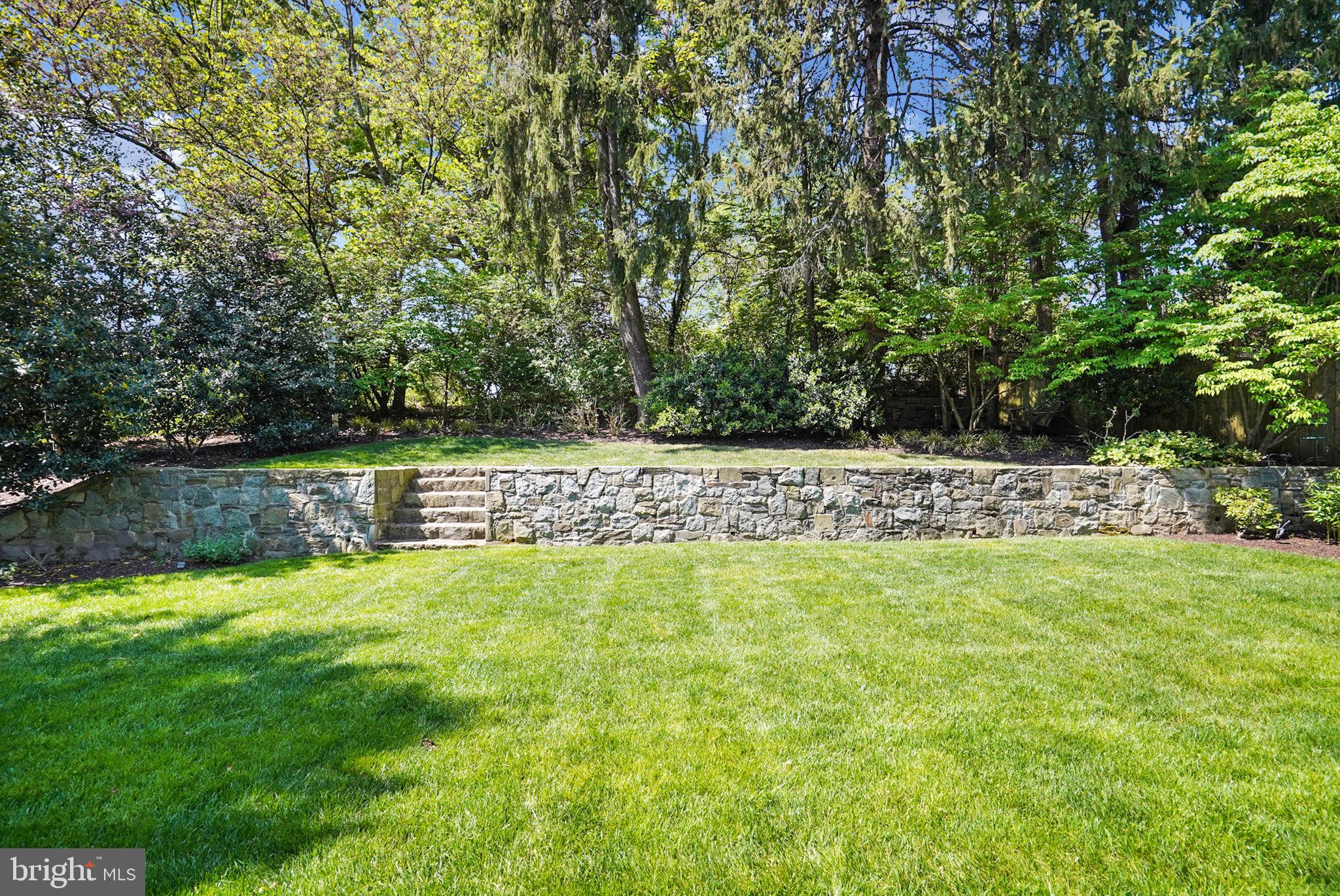 SHIRLEY WOODS - Residential