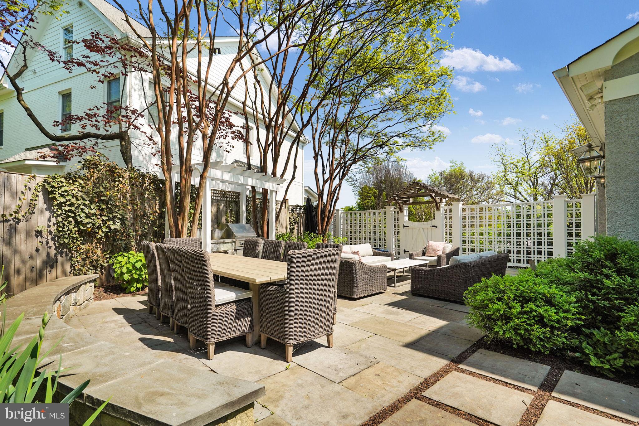 SHIRLEY WOODS - Residential