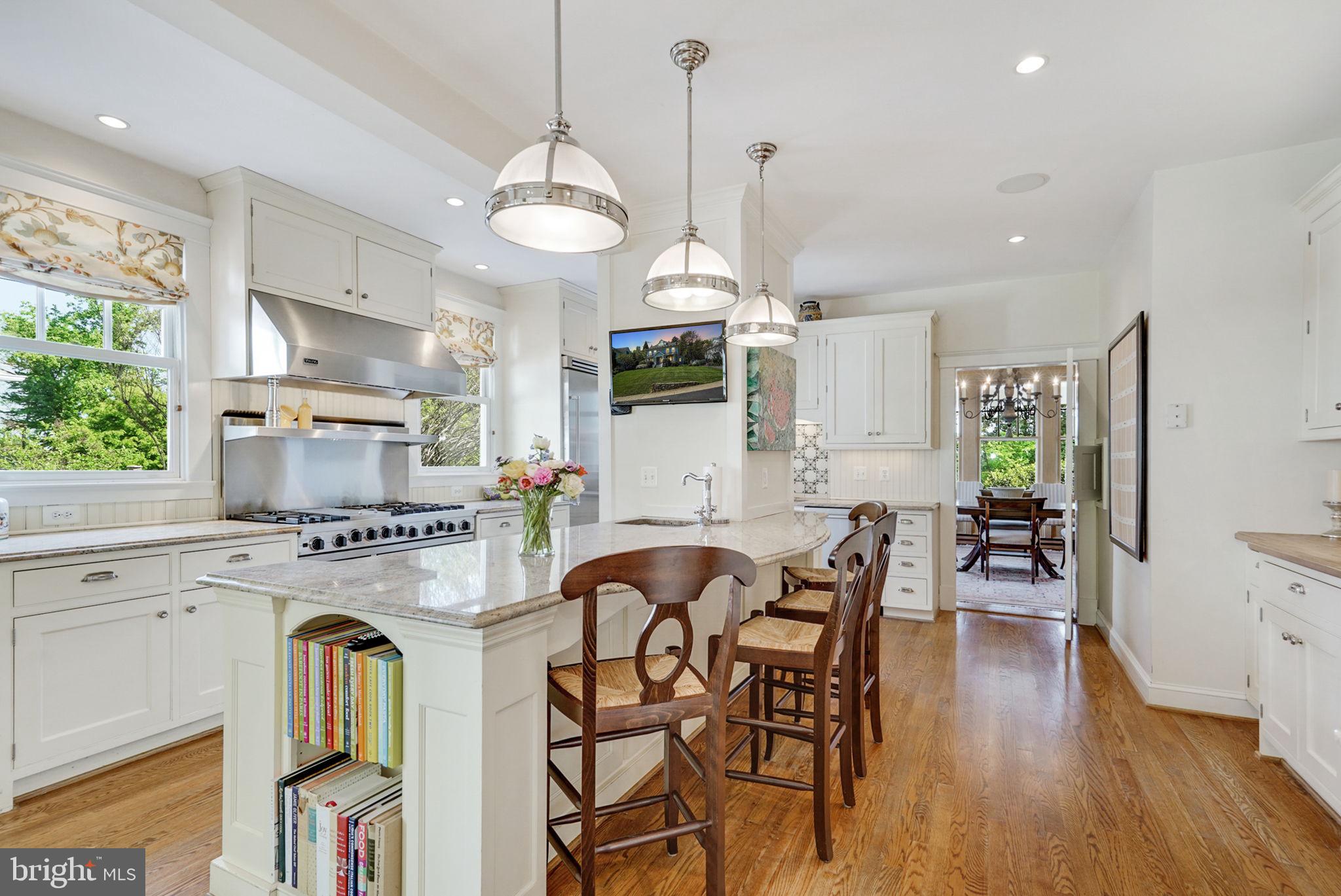 SHIRLEY WOODS - Residential