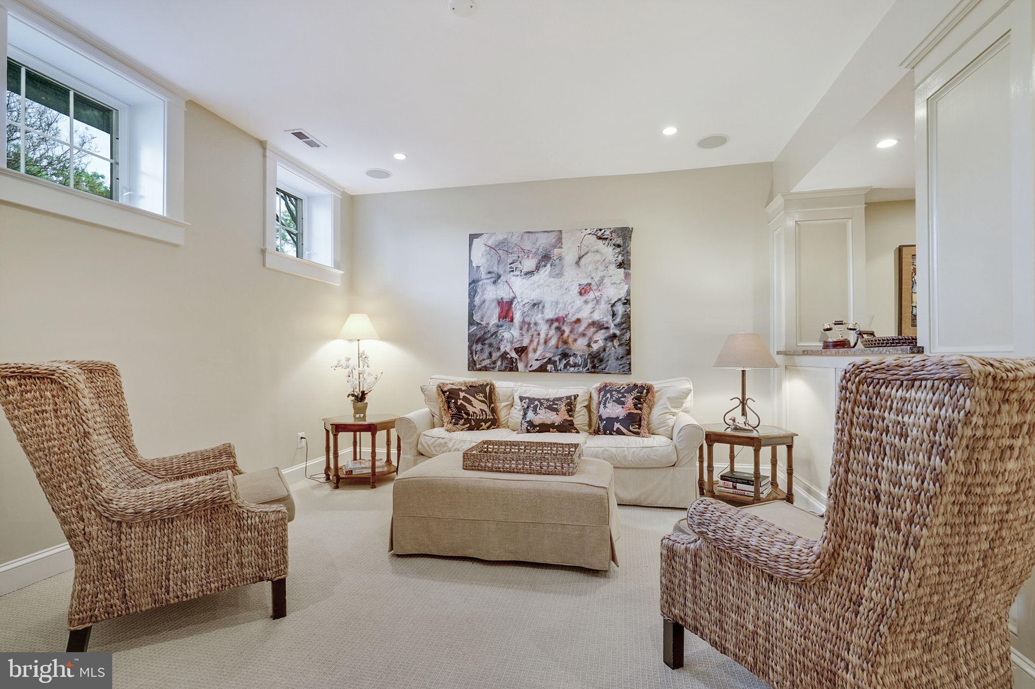 SHIRLEY WOODS - Residential