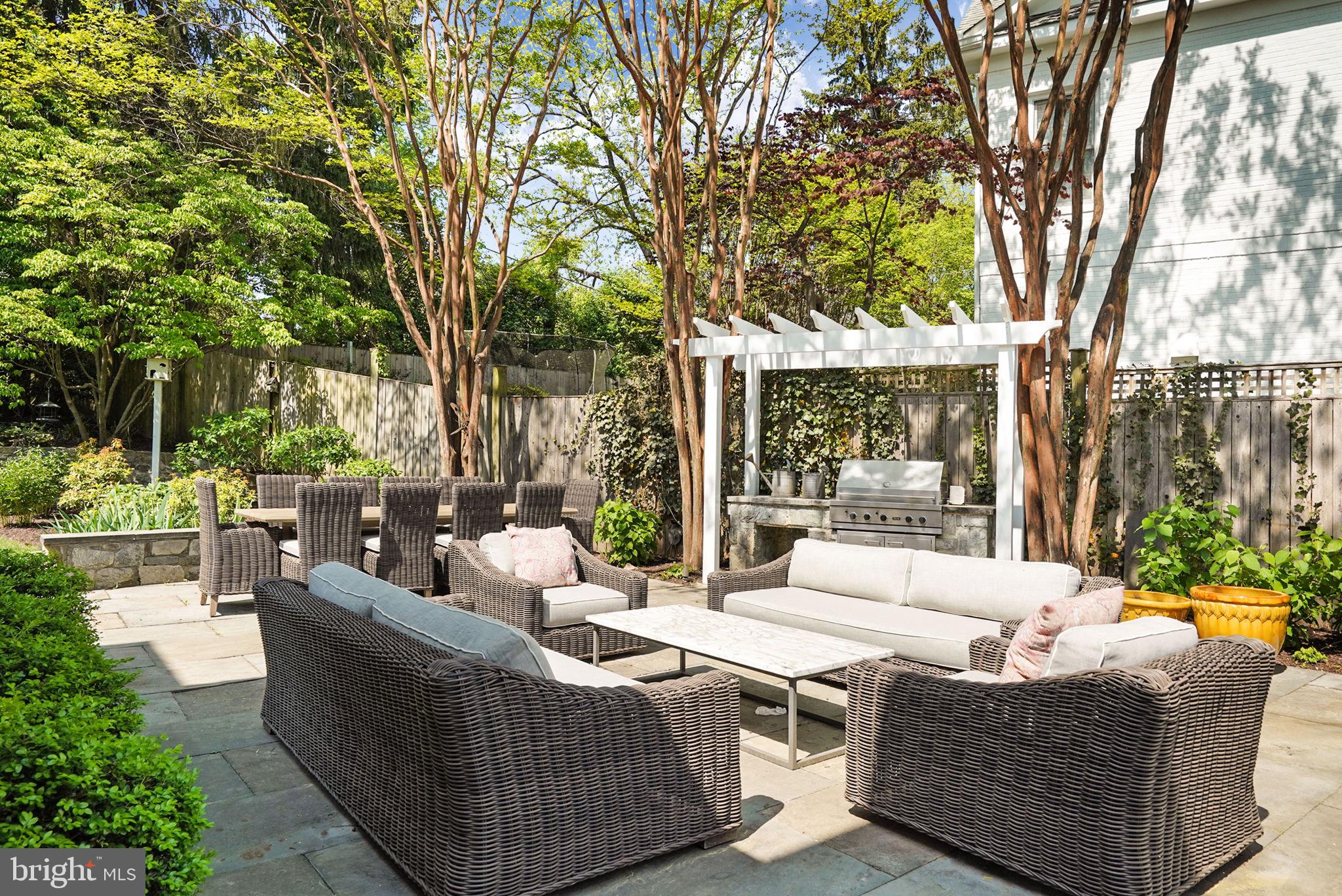 SHIRLEY WOODS - Residential