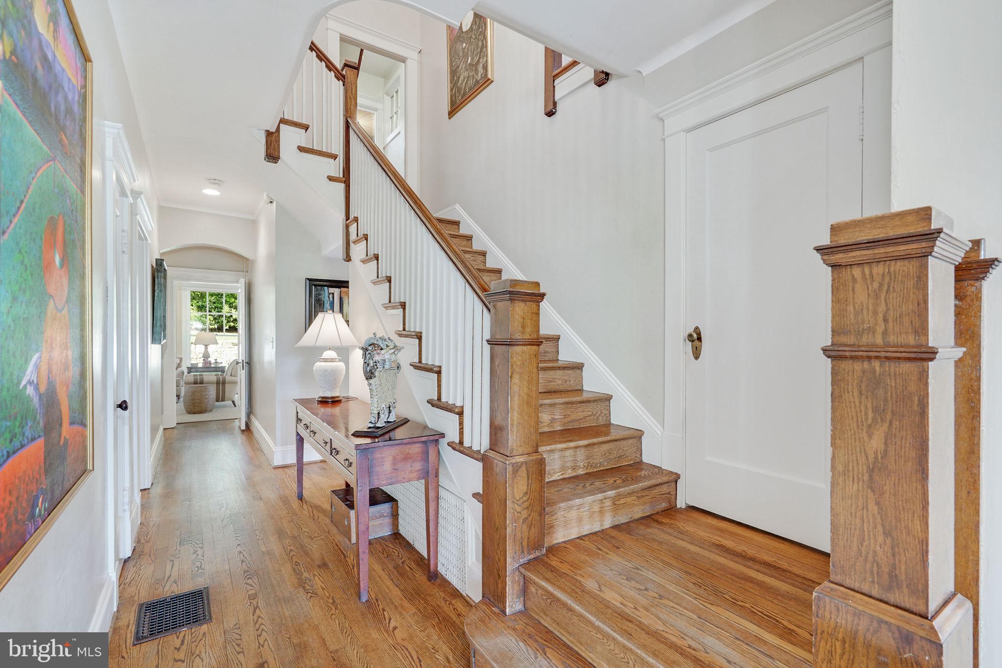 SHIRLEY WOODS - Residential