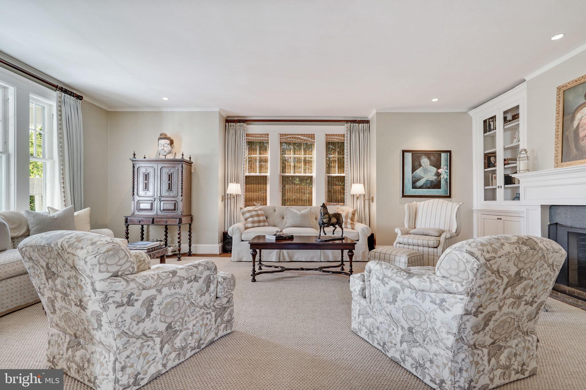 SHIRLEY WOODS - Residential