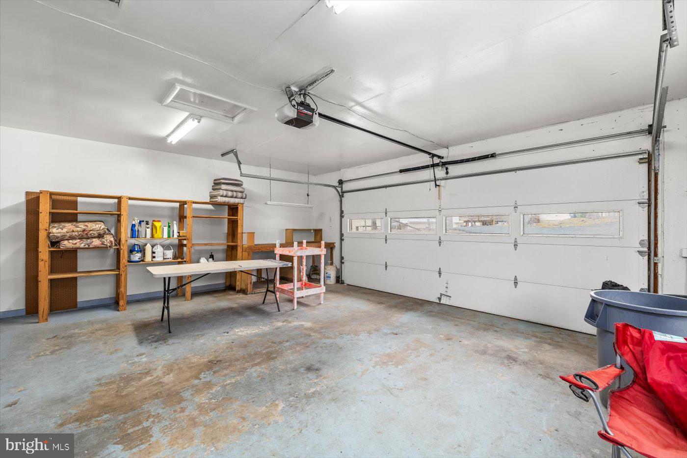 WINDSOR ESTATES - Residential