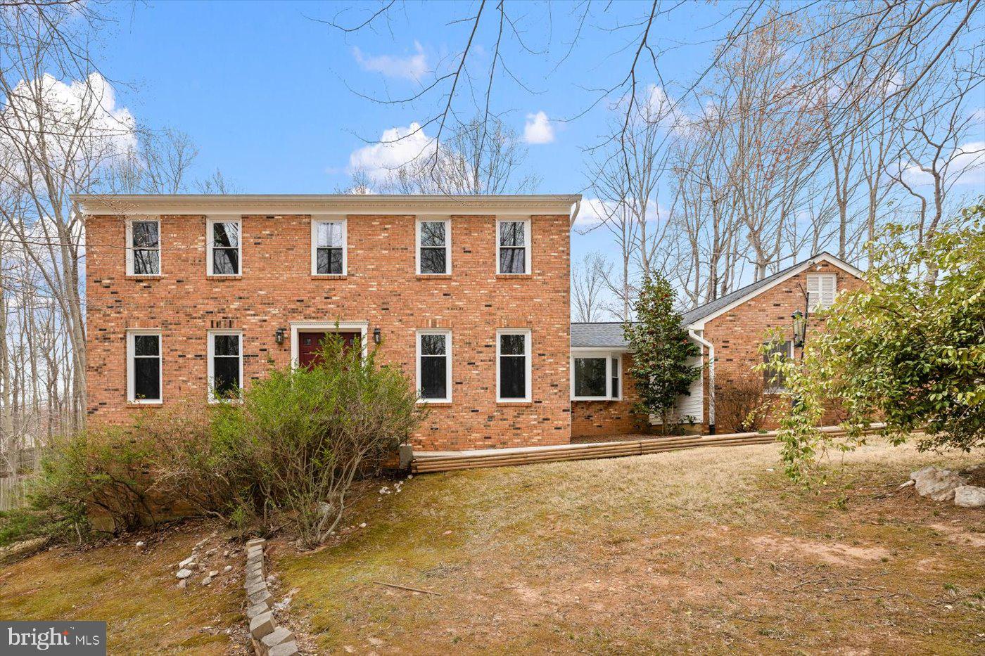 WINDSOR ESTATES - Residential