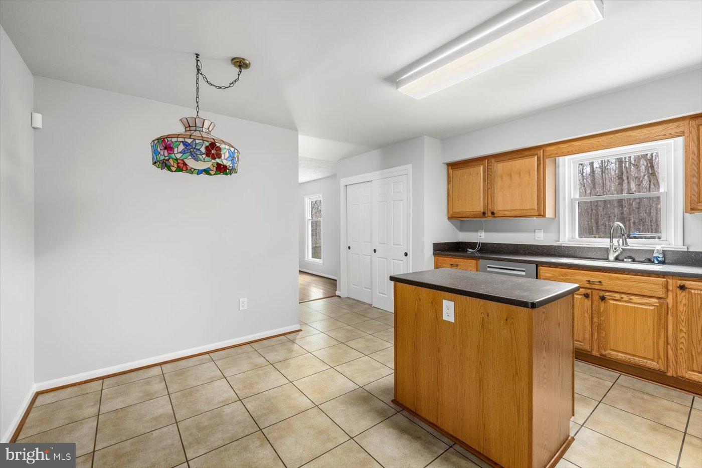 WINDSOR ESTATES - Residential