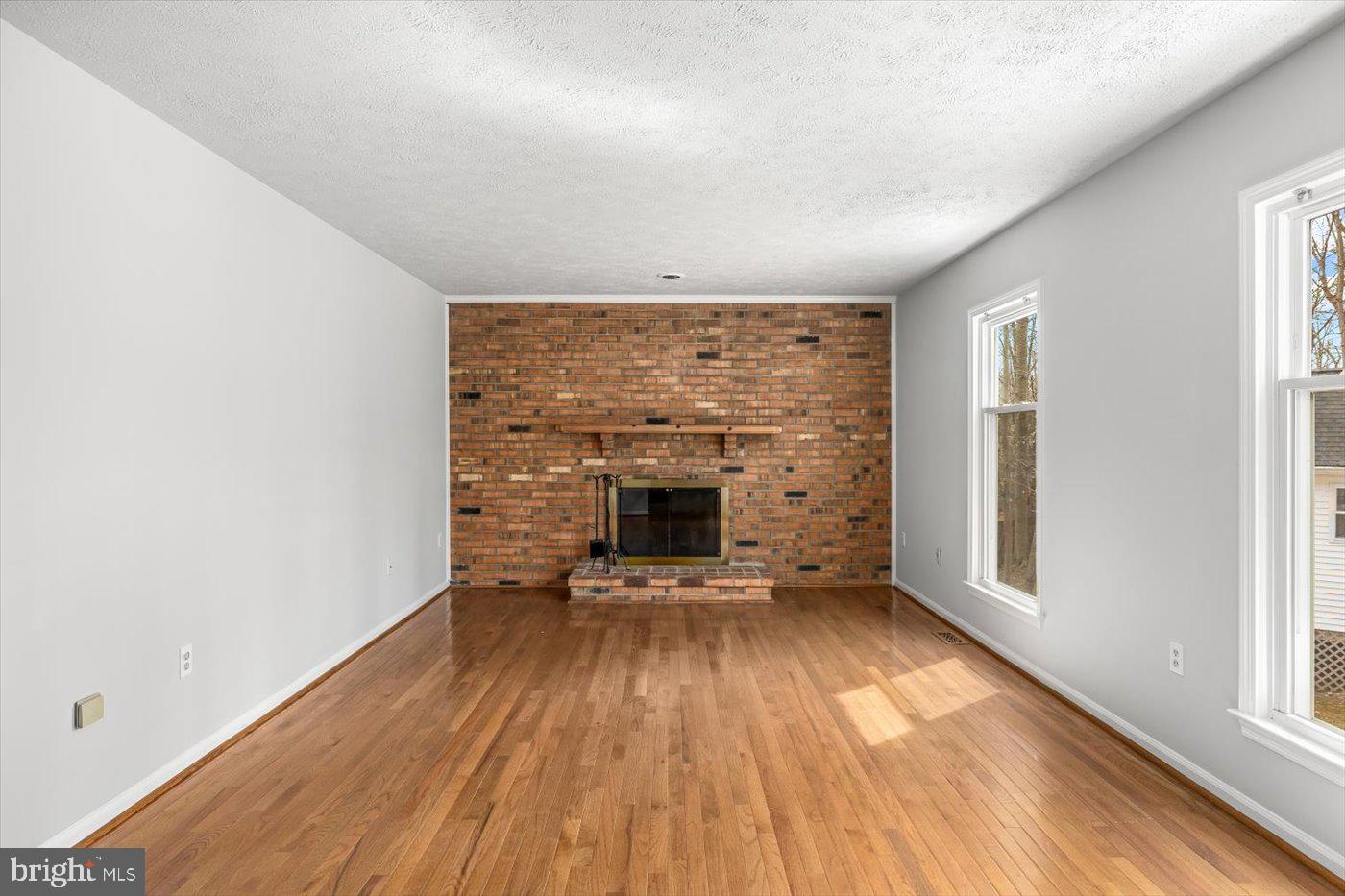 WINDSOR ESTATES - Residential