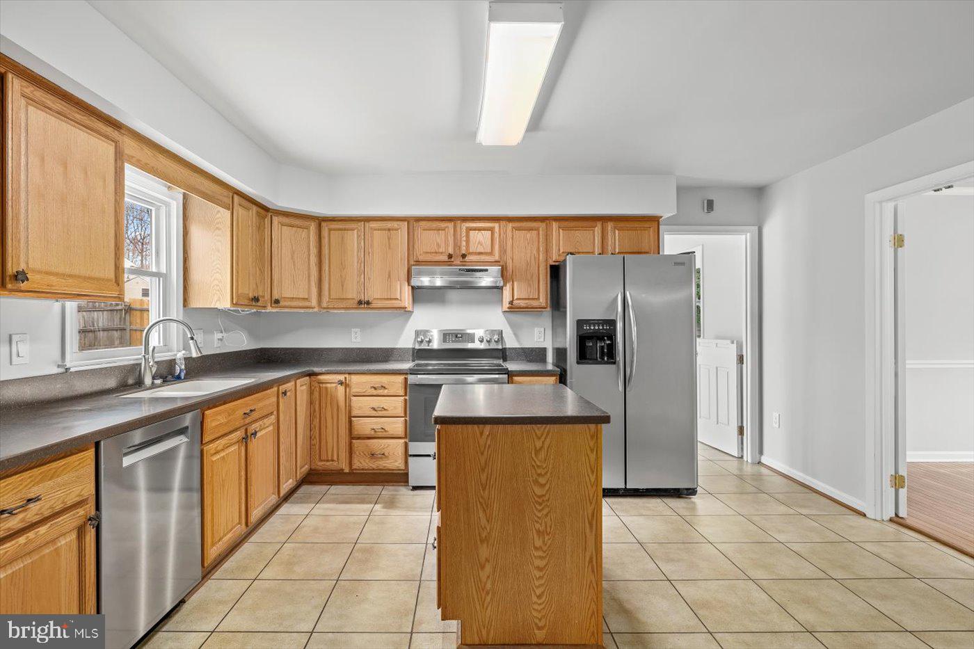 WINDSOR ESTATES - Residential