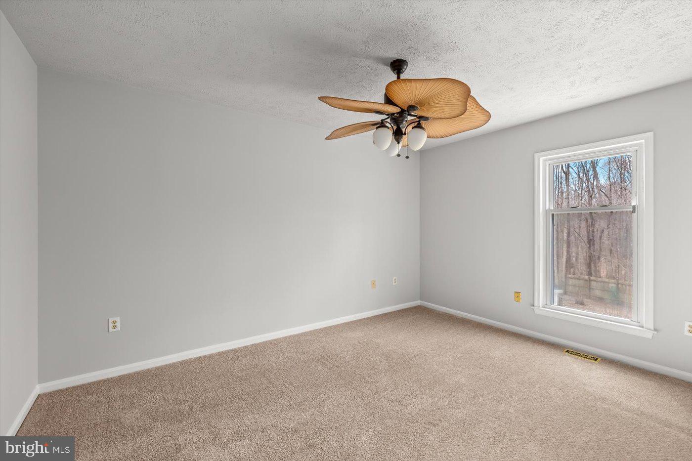 WINDSOR ESTATES - Residential