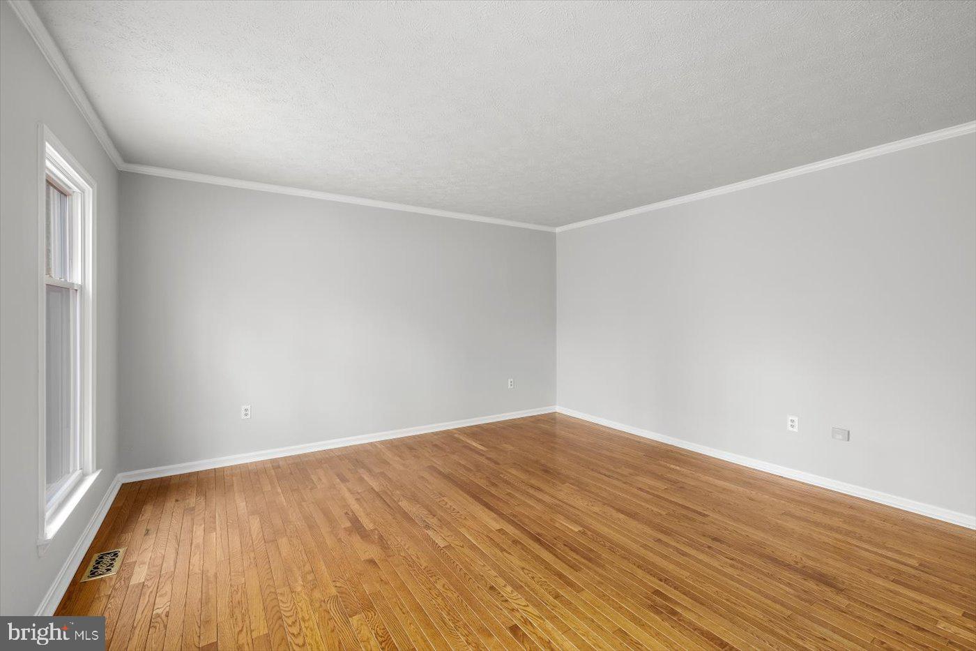 WINDSOR ESTATES - Residential