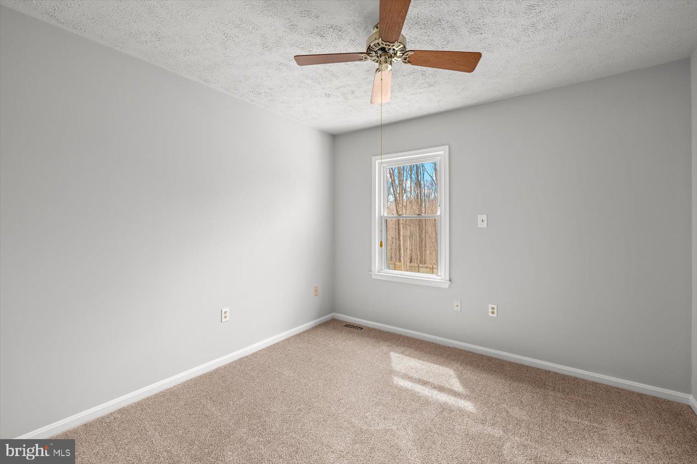 WINDSOR ESTATES - Residential