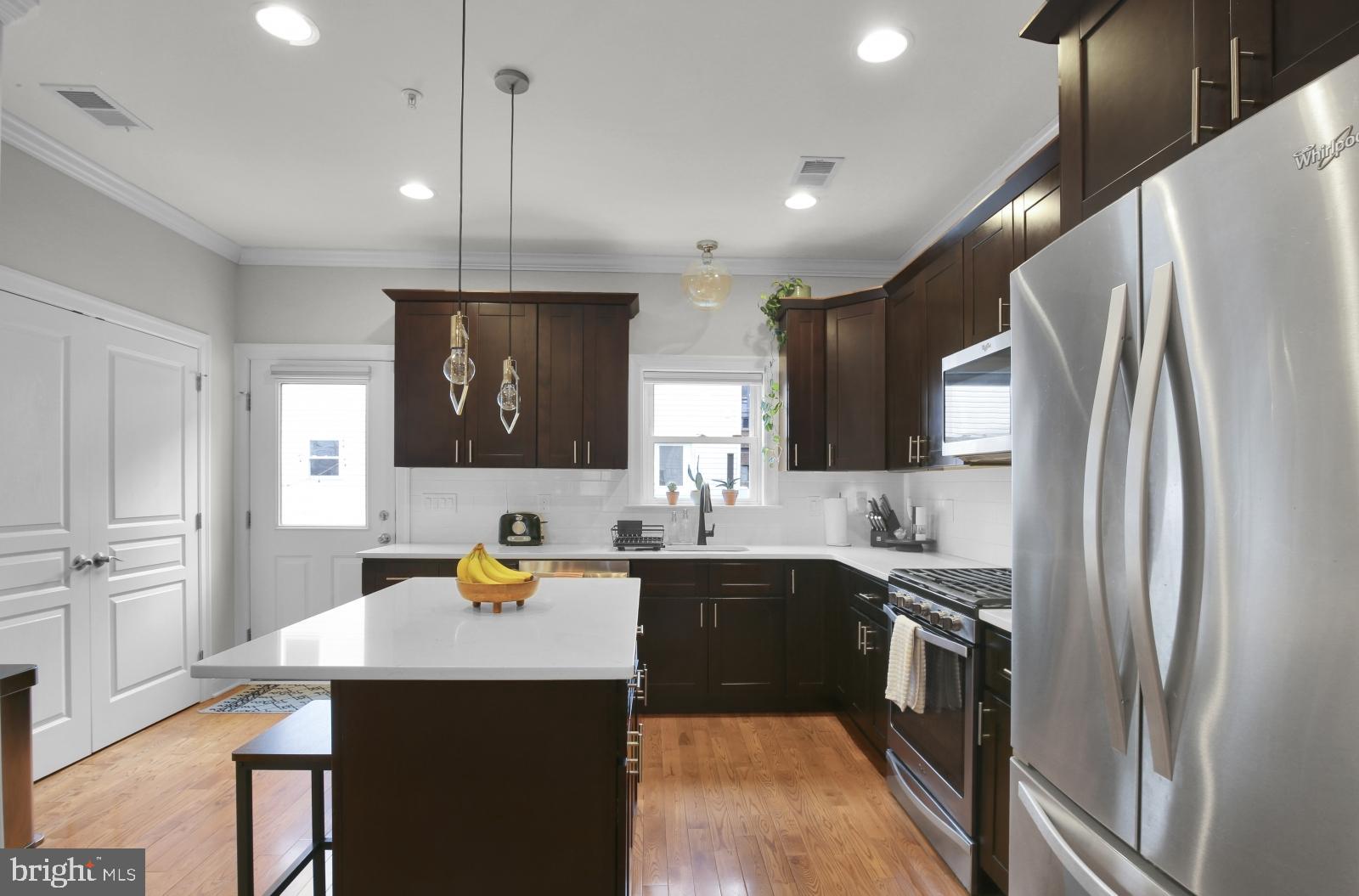 OLDE KENSINGTON - Residential Lease