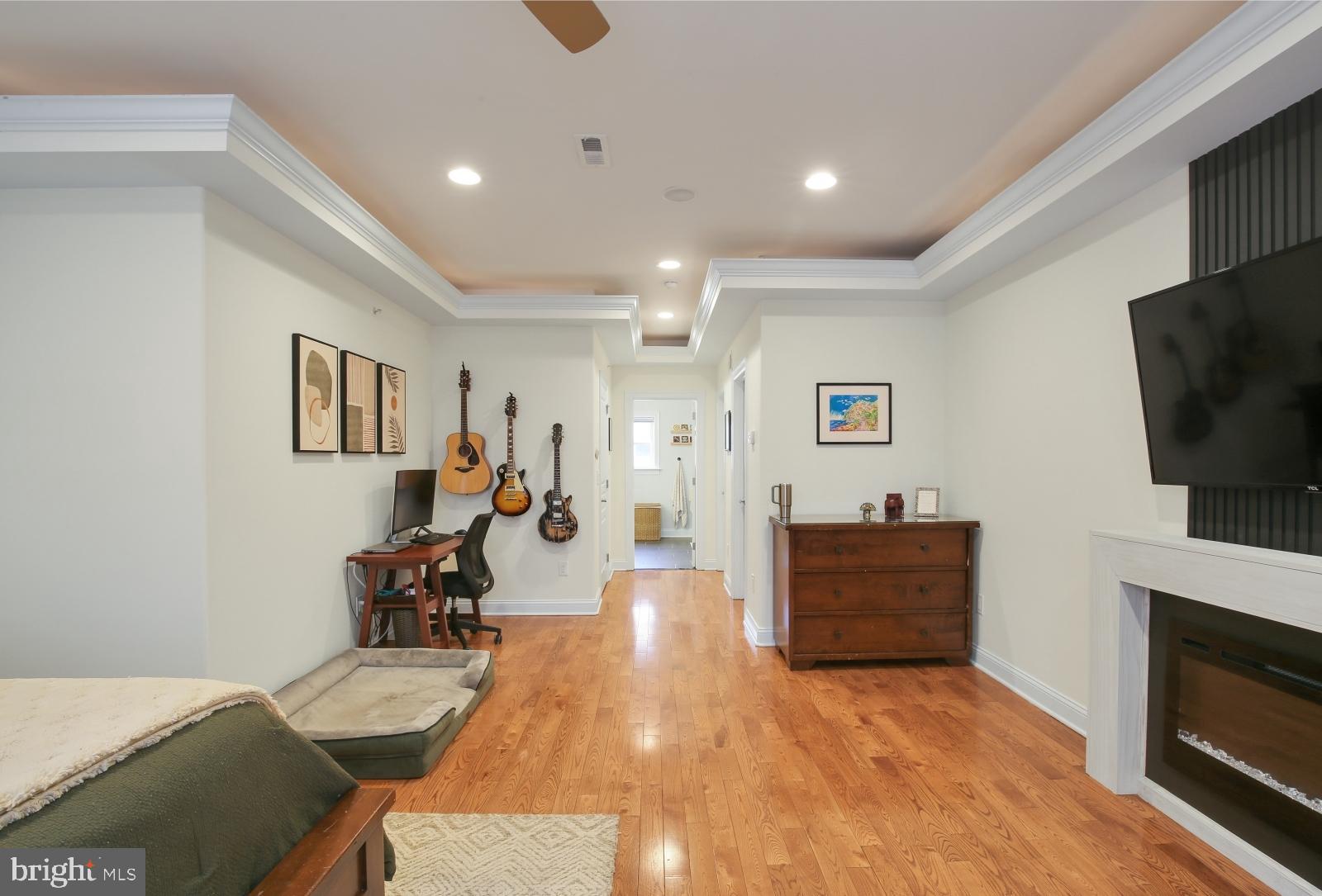 OLDE KENSINGTON - Residential Lease