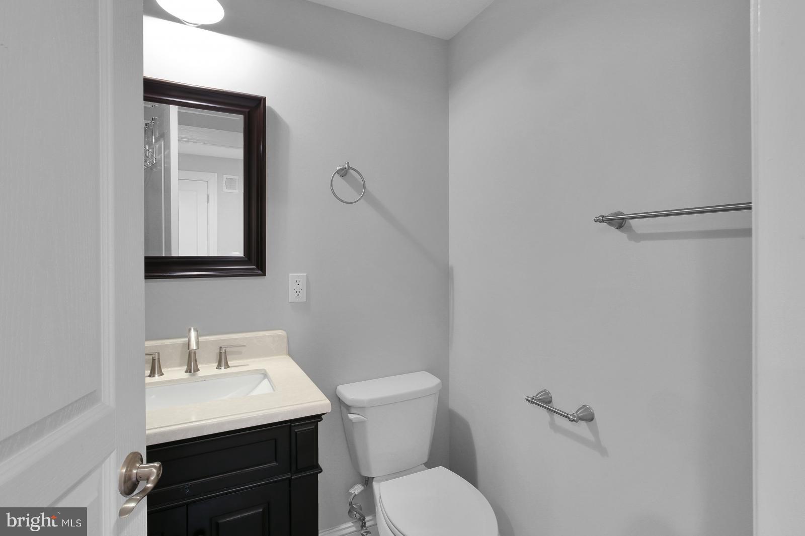 OLDE KENSINGTON - Residential Lease