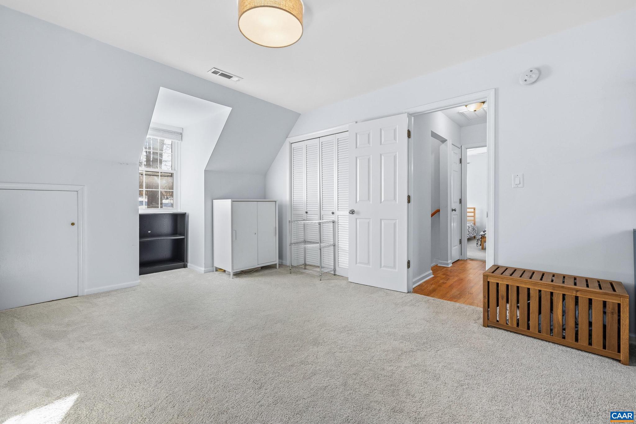 SPRING HILLS - Residential