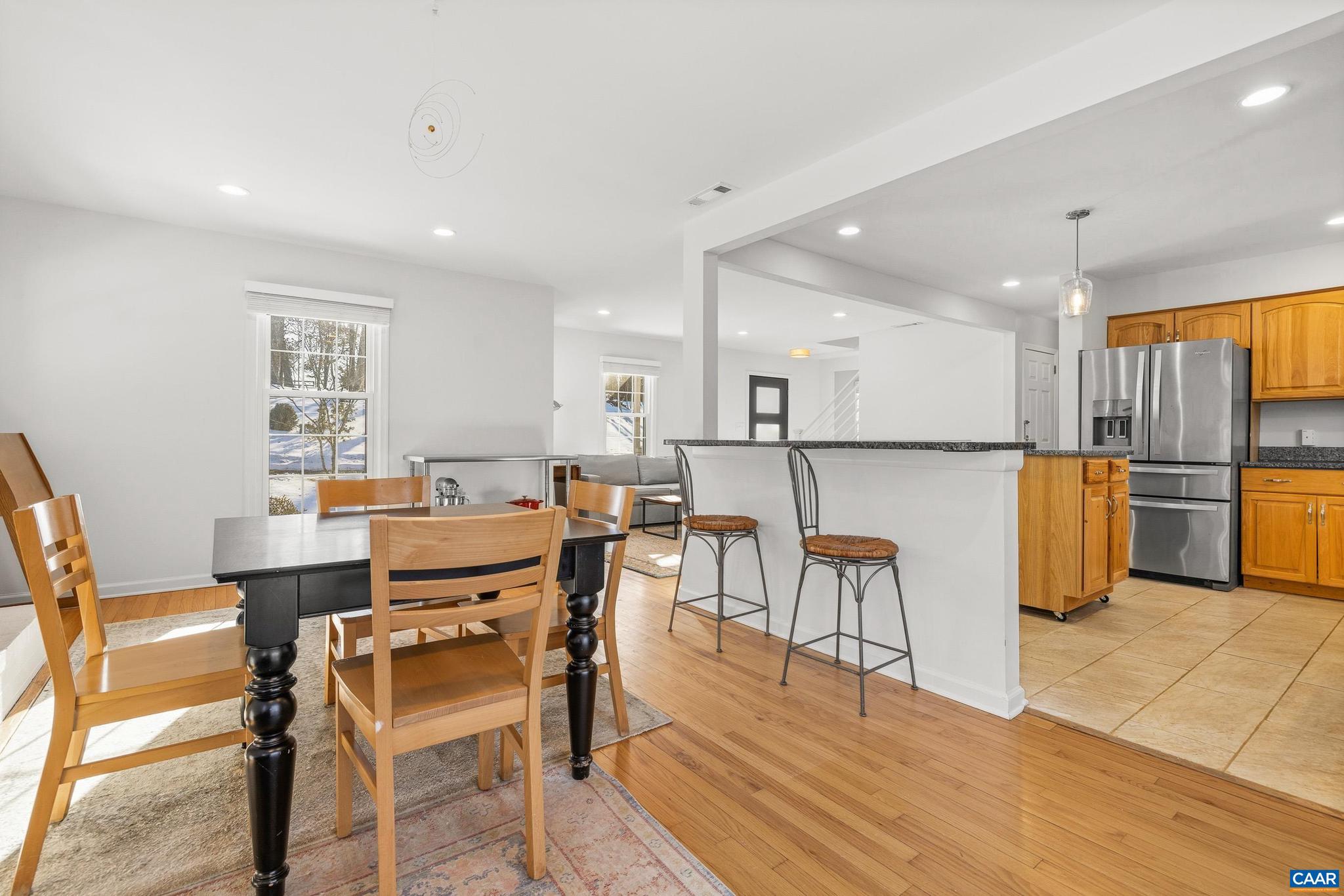 SPRING HILLS - Residential