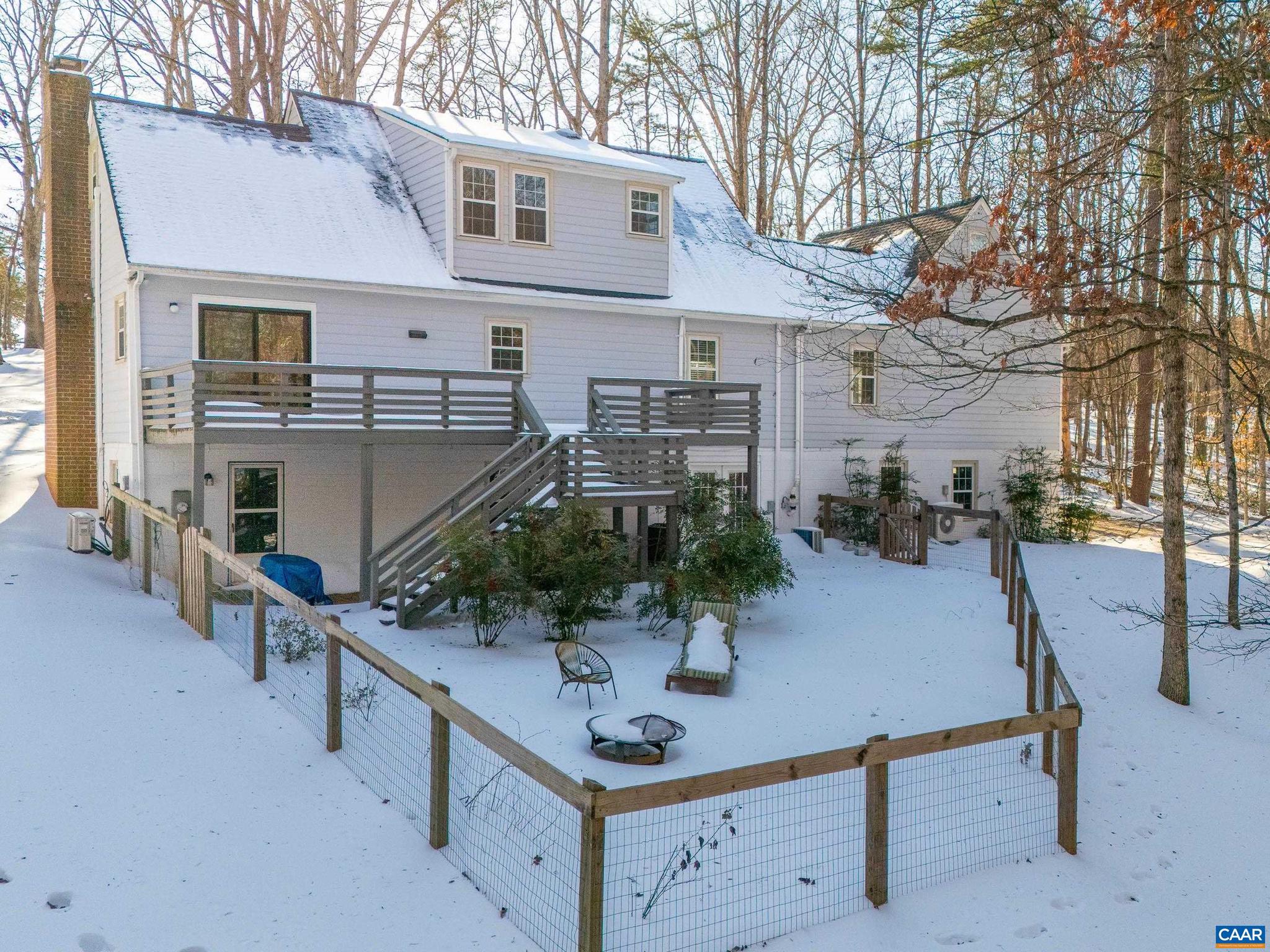 SPRING HILLS - Residential