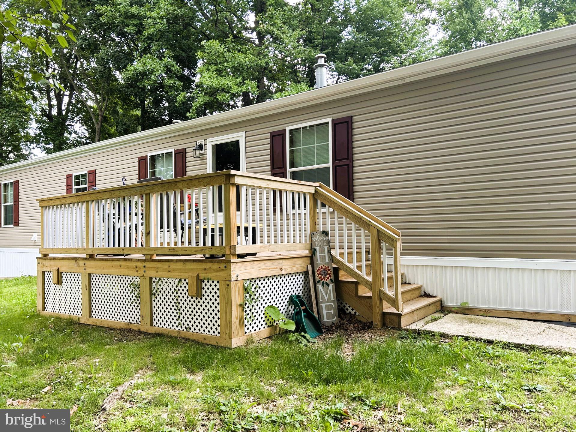 9 ACORN LANE