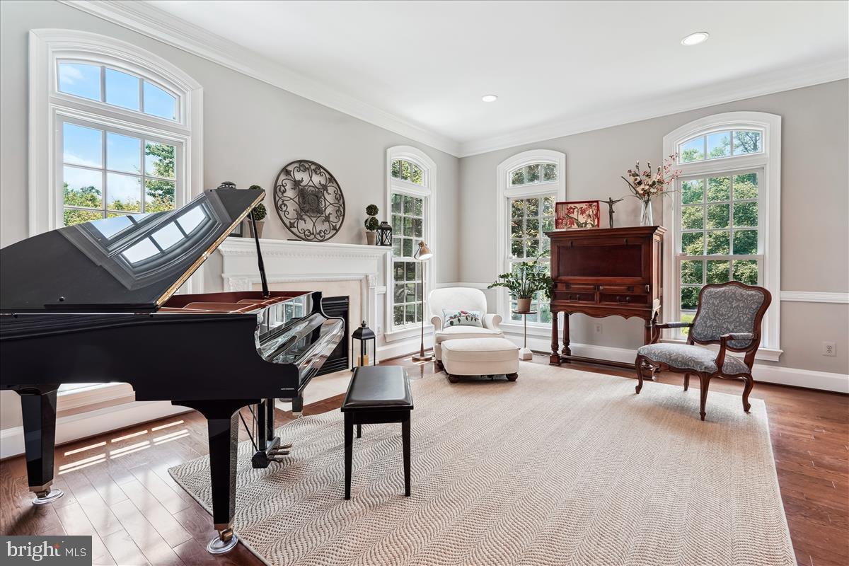 ESTATES OF LONGWOOD - Residential