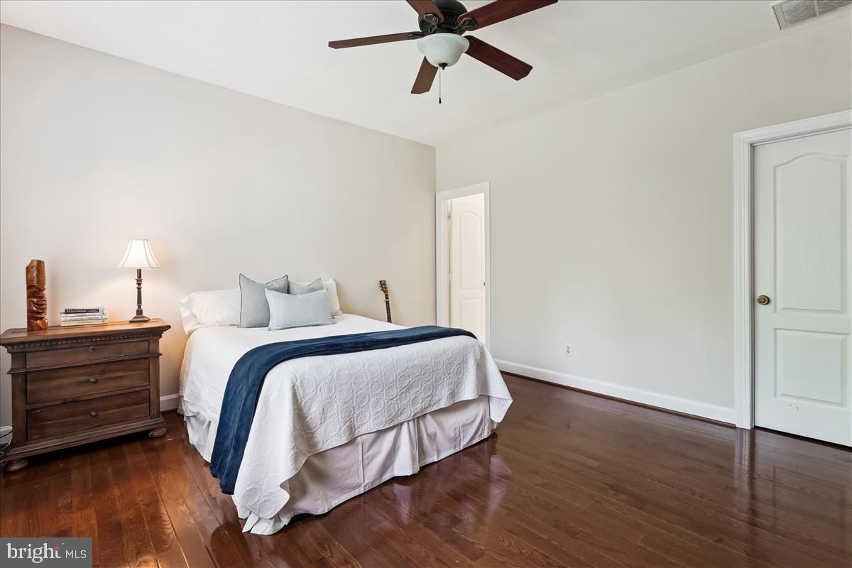 ESTATES OF LONGWOOD - Residential