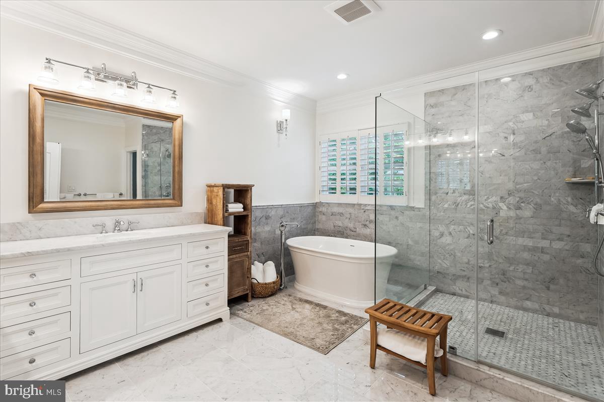 ESTATES OF LONGWOOD - Residential