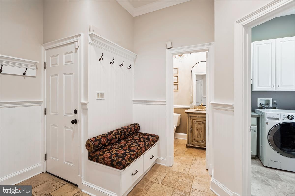 ESTATES OF LONGWOOD - Residential