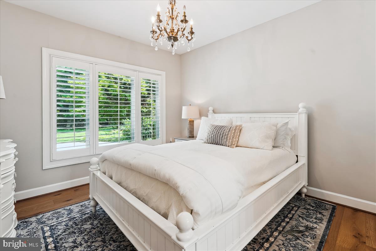 ESTATES OF LONGWOOD - Residential