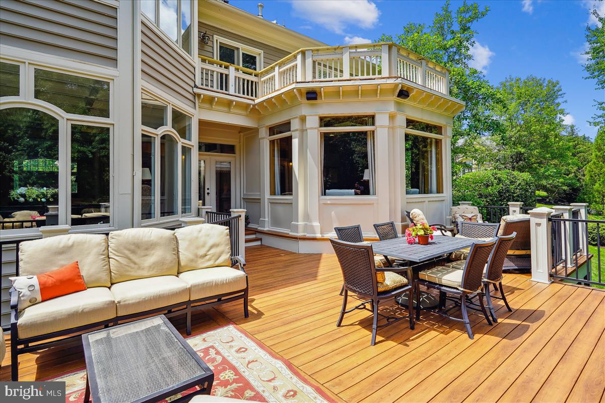 ESTATES OF LONGWOOD - Residential