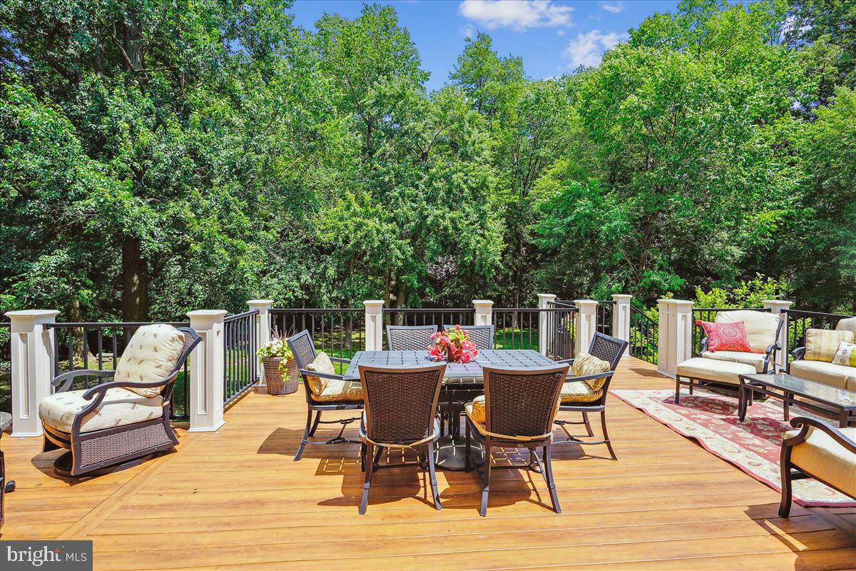 ESTATES OF LONGWOOD - Residential