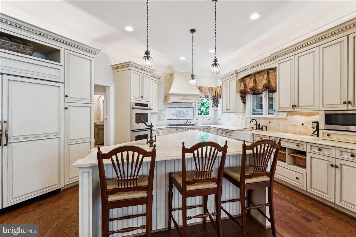 10757 TERKES VIEW