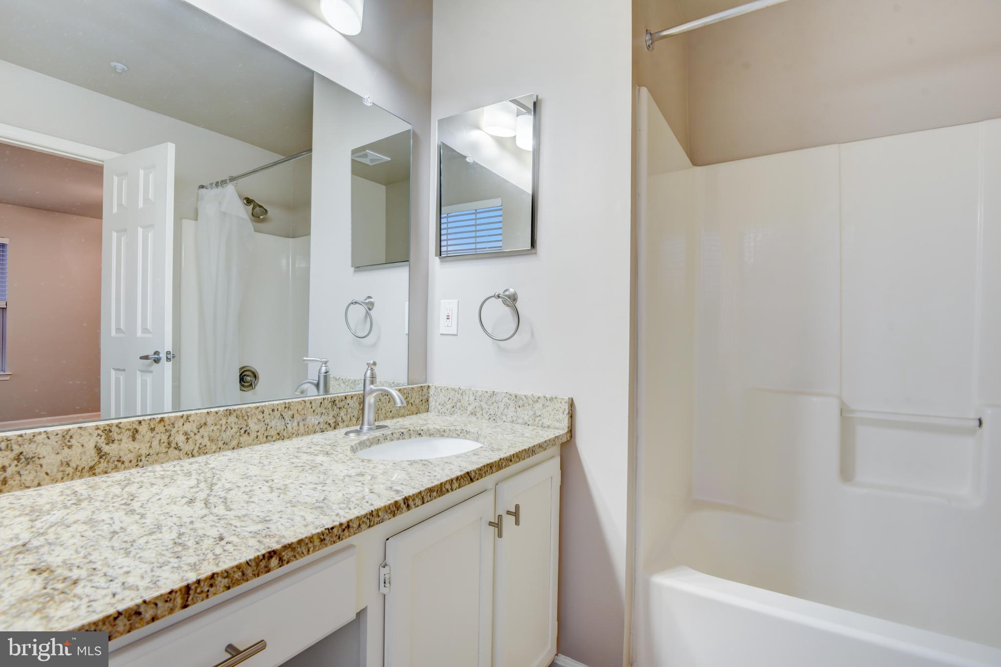 SUMMERFIELD IN COVINGTON - Residential