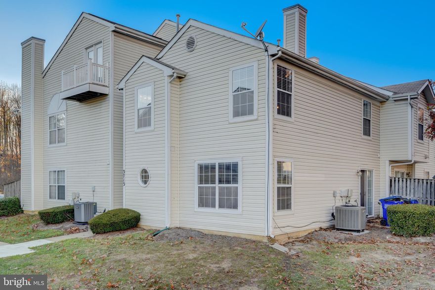 You'll love this move-in ready condo with tons of new updates! NEW flooring, NEW stainless steel appliances, NEW modern fixtures, NEW beautiful granite countertops in the kitchen and bathrooms, NEW toilets and NEW fresh paint! Lovely vinyl wood flooring throughout, spacious living area and gorgeous eat-in kitchen with pantry. 3 upper level bedrooms all with ceiling fans including a large primary suite. Light and Bright! Fantastic resort-like amenities including a community swimming pool, playground, exercise room, sauna, meeting room and event space. Schedule your showing today!