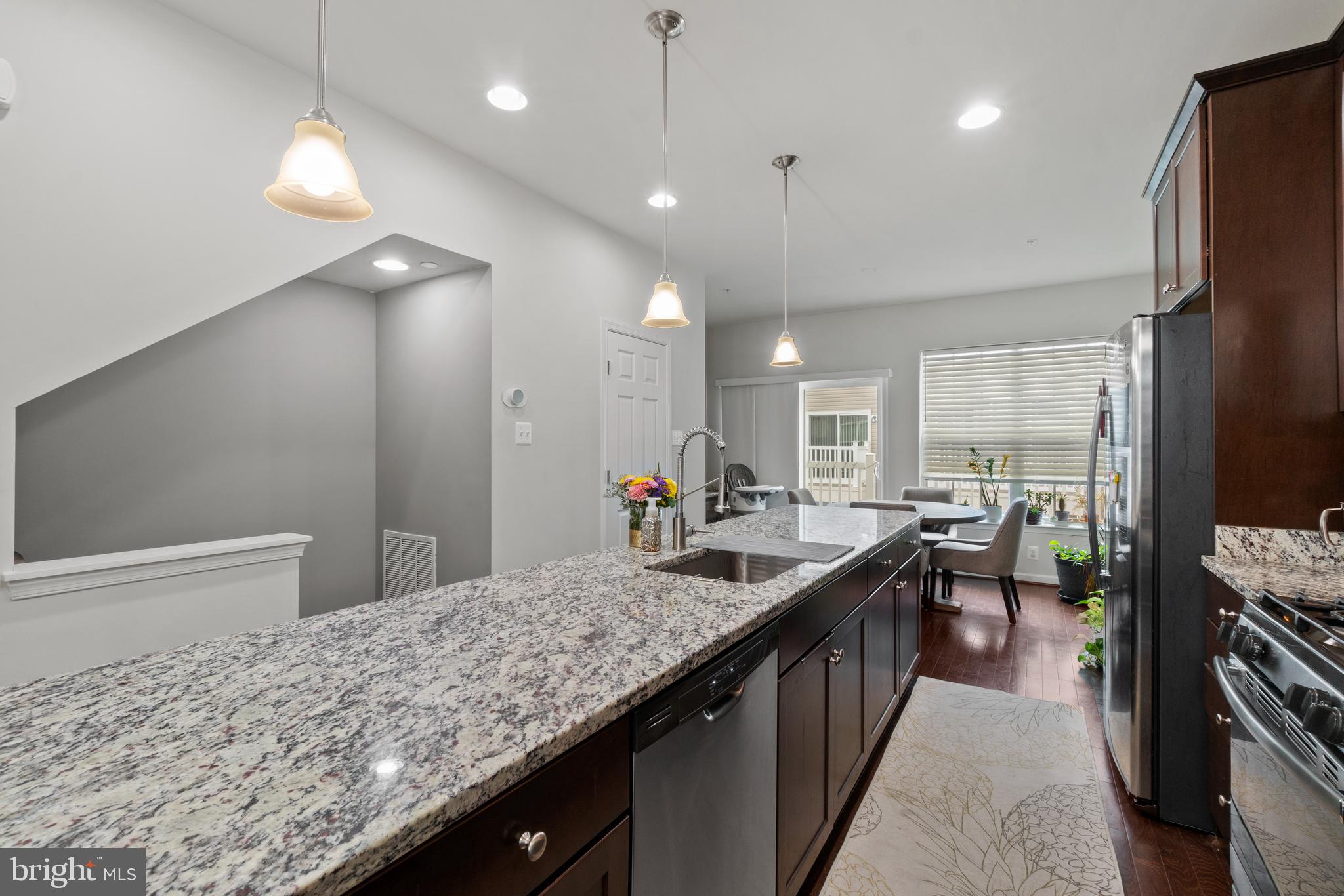 BRICK YARD STATION - Residential