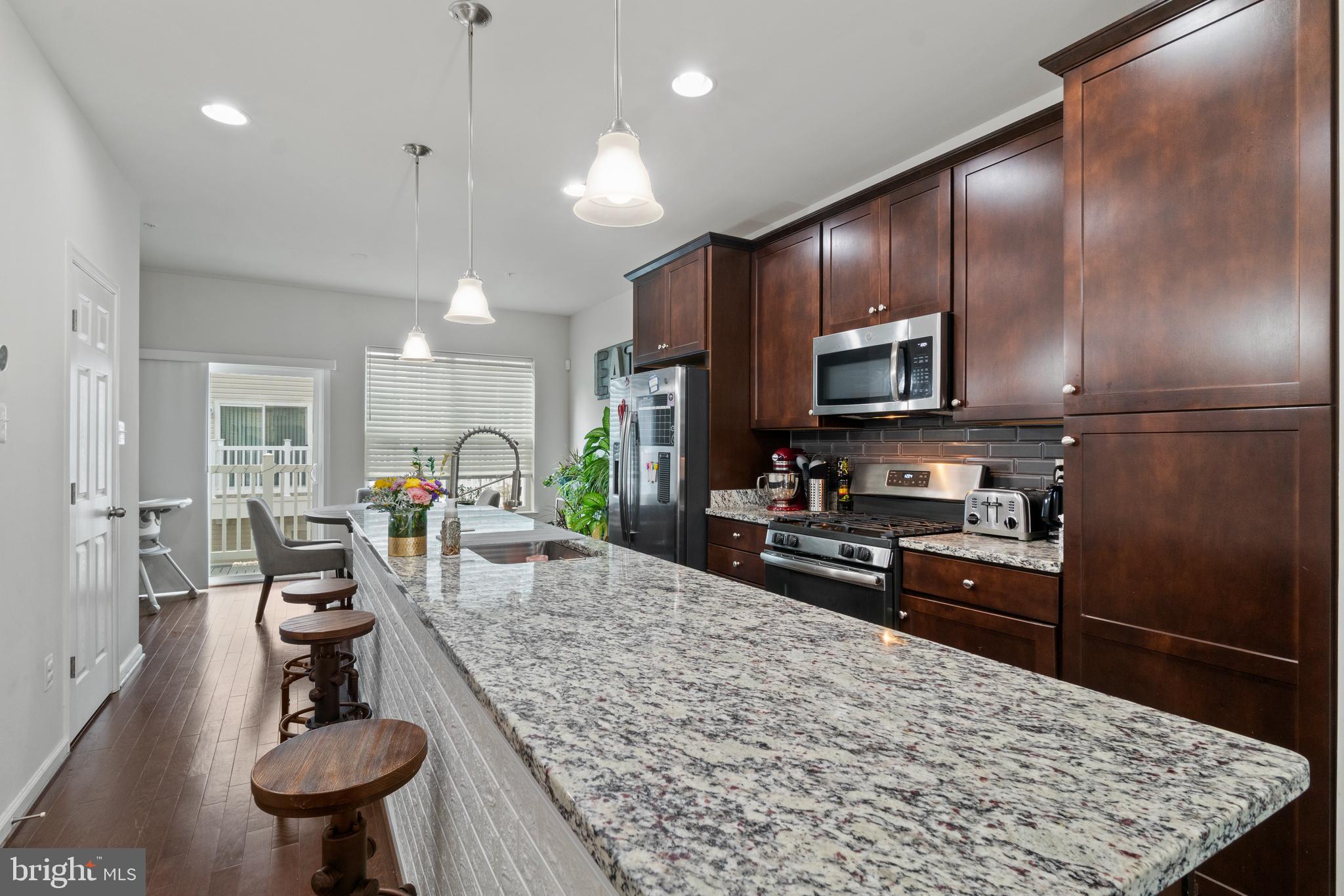 BRICK YARD STATION - Residential