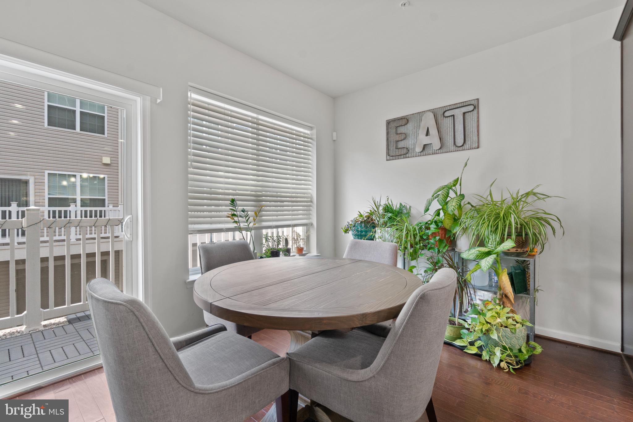 BRICK YARD STATION - Residential