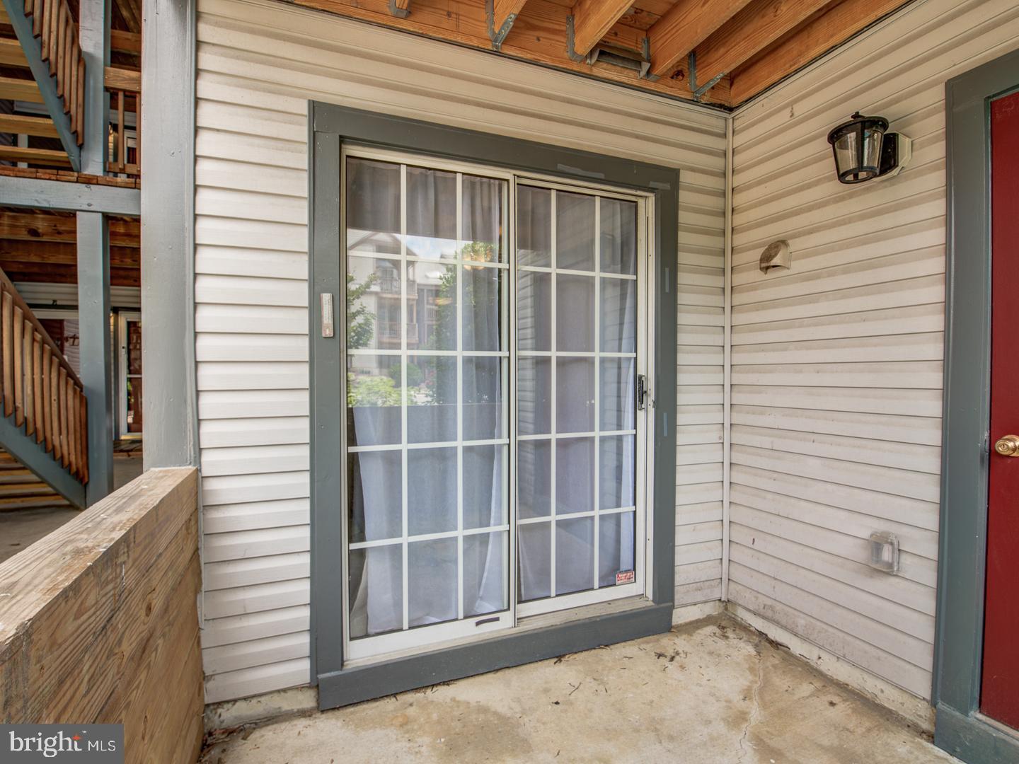 SURREY AT MANCHESTER LAKES - Residential Lease