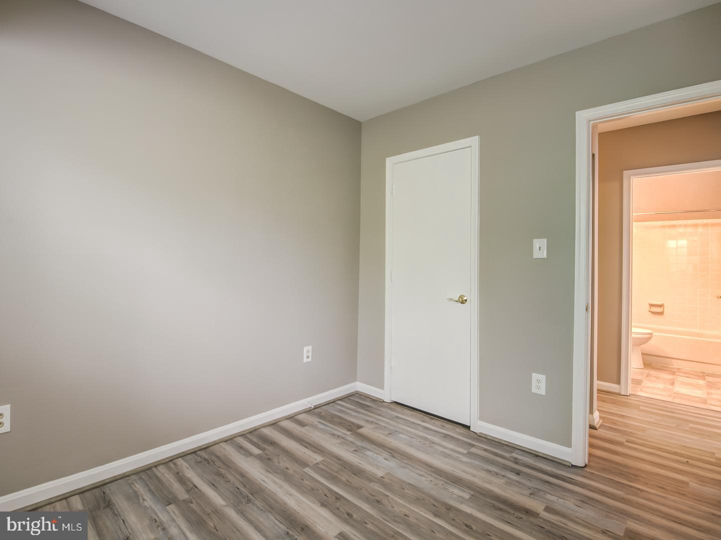 SURREY AT MANCHESTER LAKES - Residential Lease