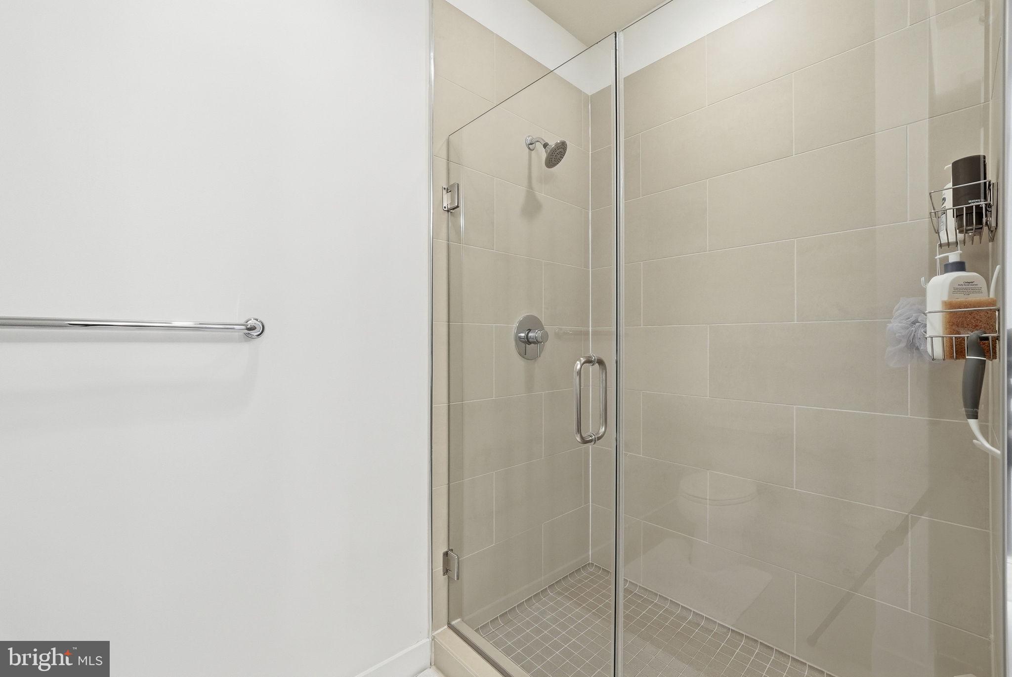 RESTON TOWN CENTER - Residential