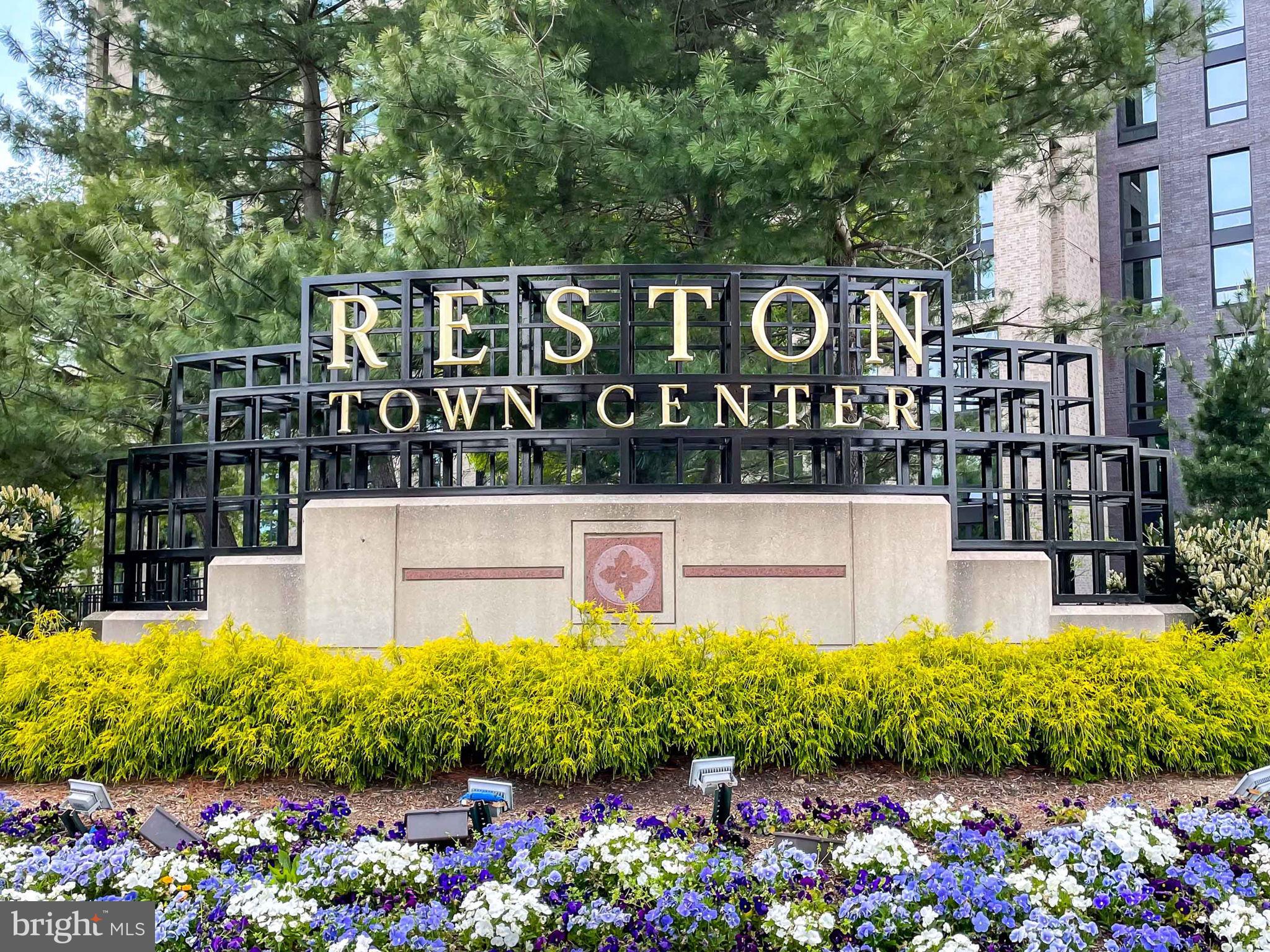 RESTON TOWN CENTER - Residential