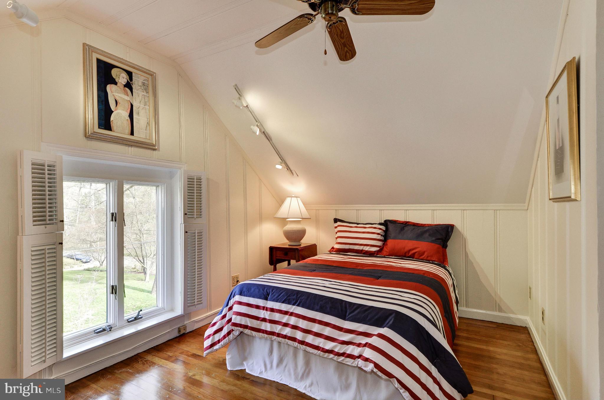 WESTMORELAND HILLS - Residential