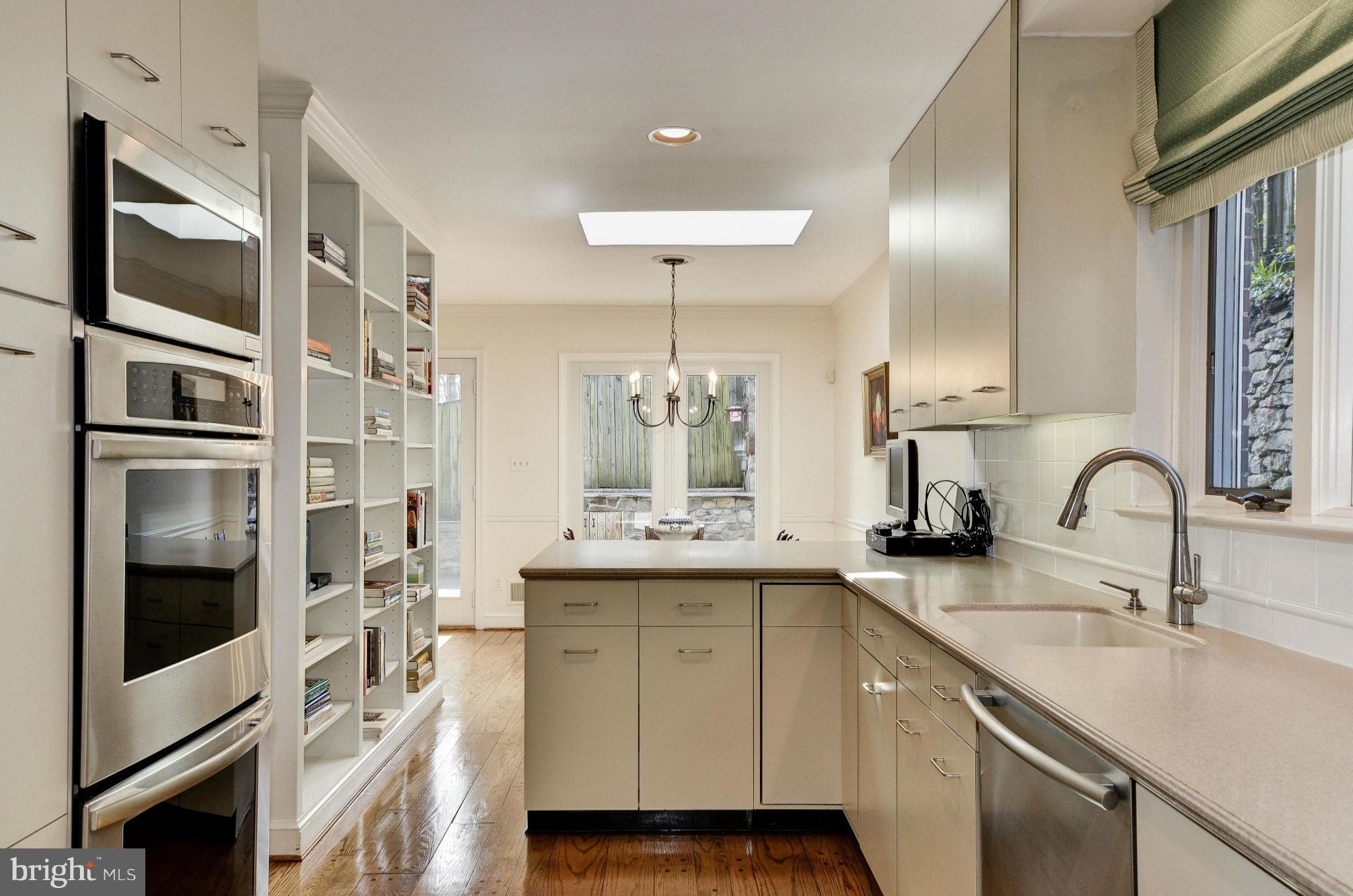 WESTMORELAND HILLS - Residential