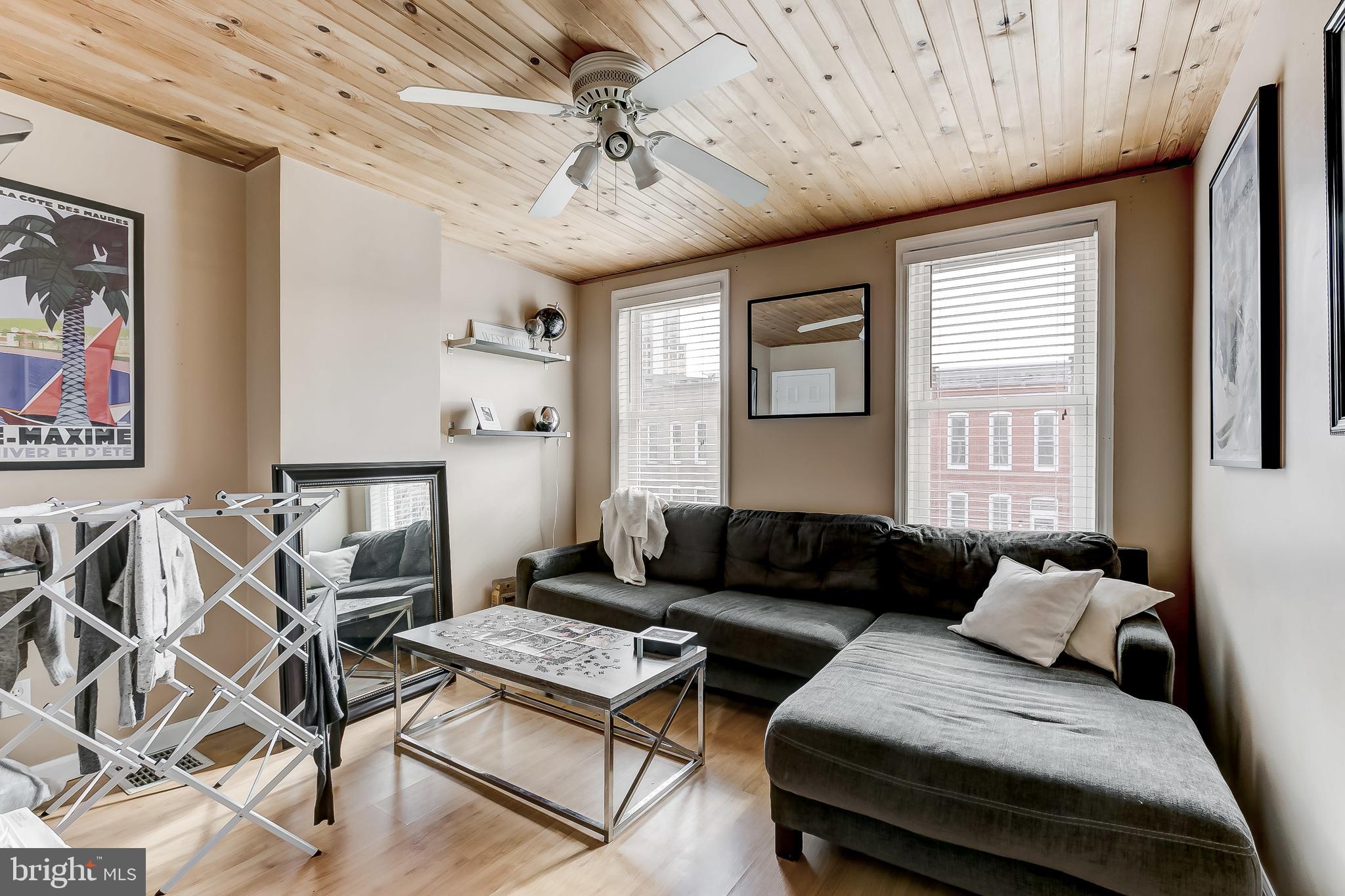 LOCUST POINT - Residential