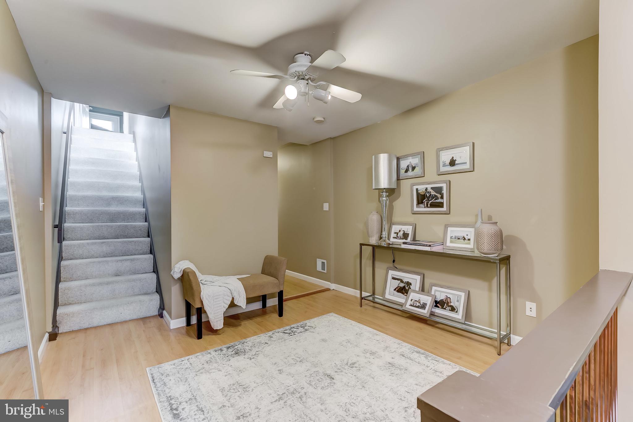 LOCUST POINT - Residential