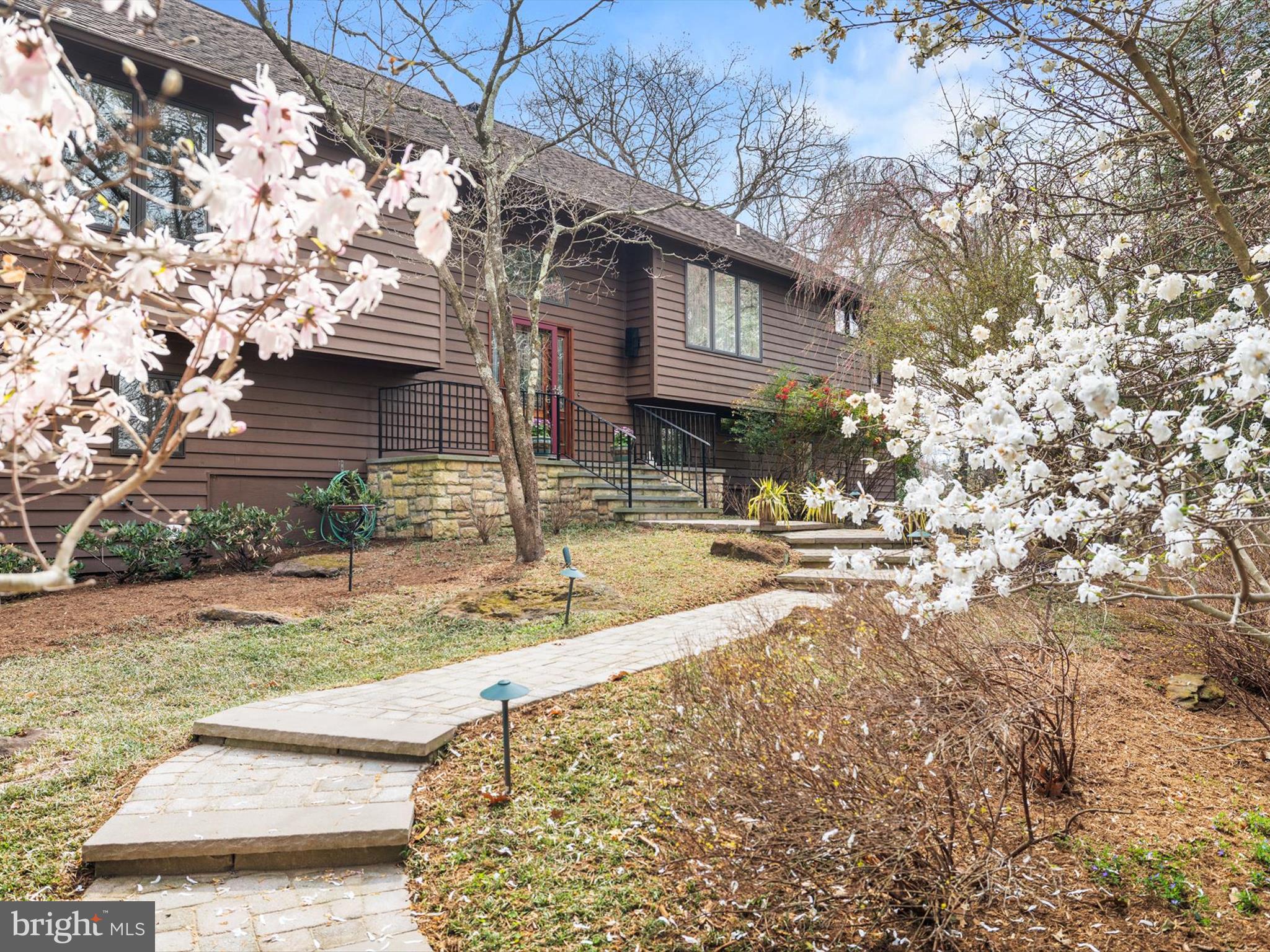 SHORE ACRES - Residential