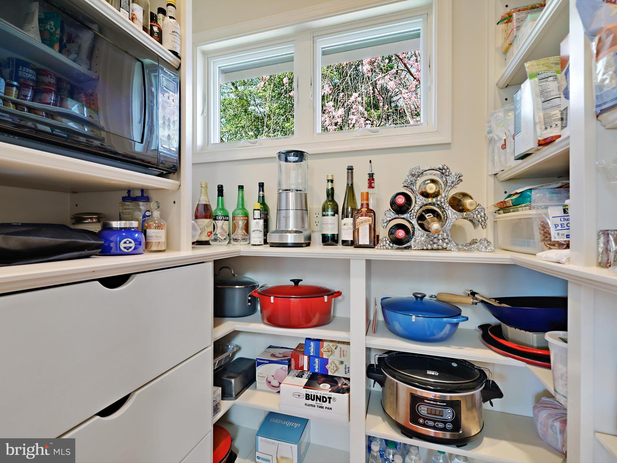 SHORE ACRES - Residential