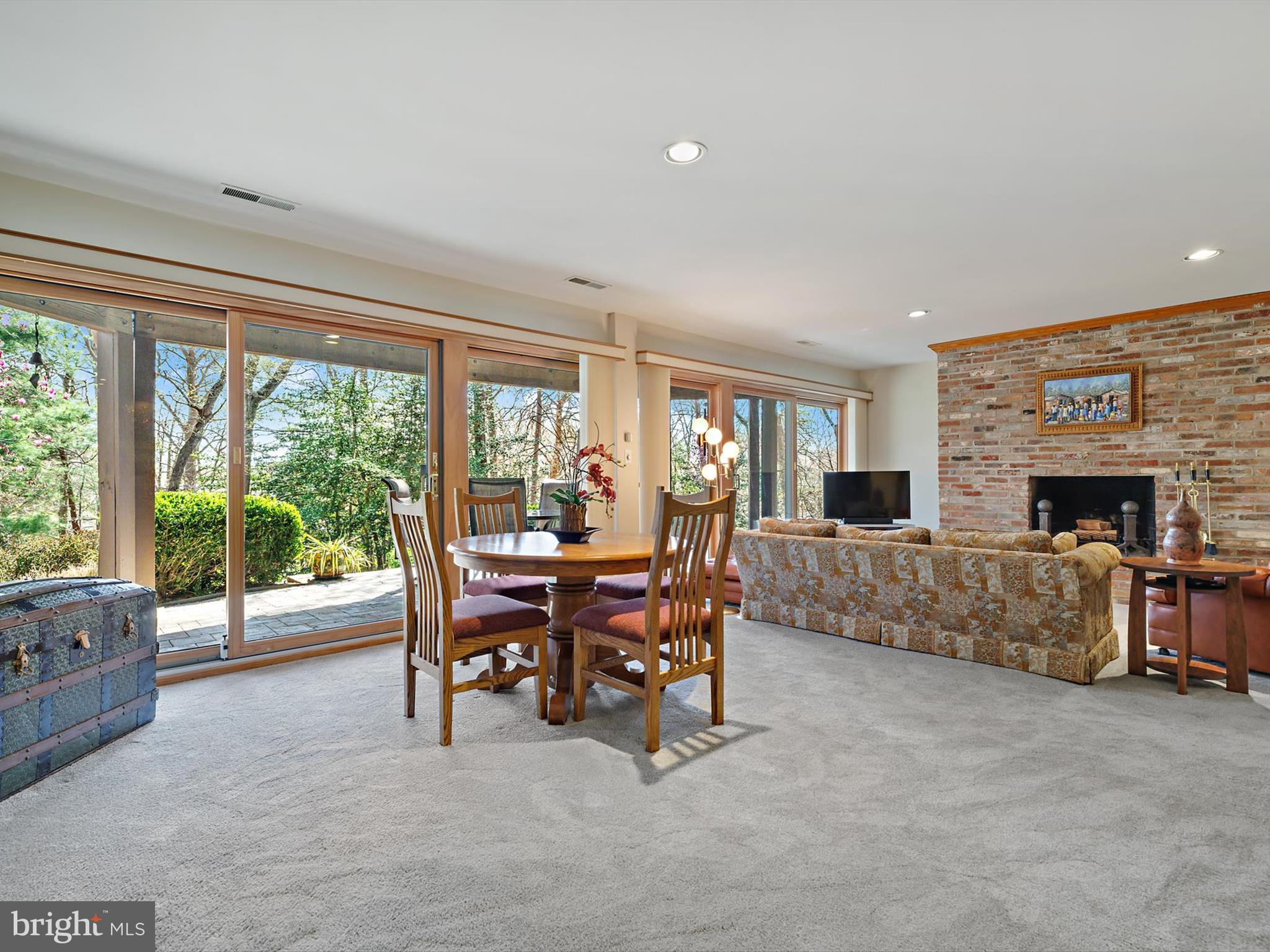 SHORE ACRES - Residential